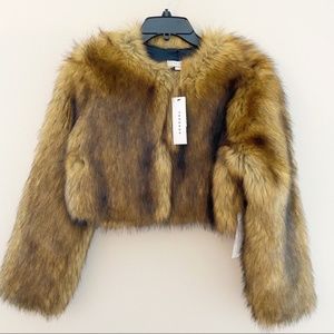 TOPSHOP Chubby Faux Fur Crop Coat Size: 2